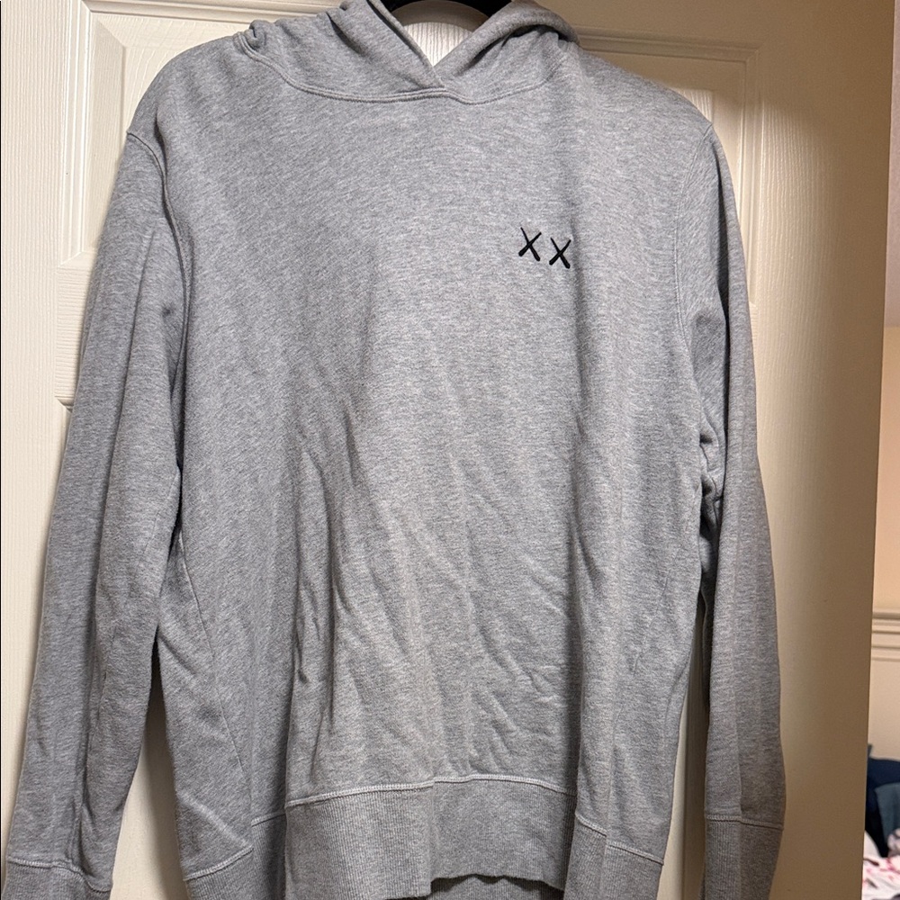 Uniqlo x kaws Sesame Street hoodie